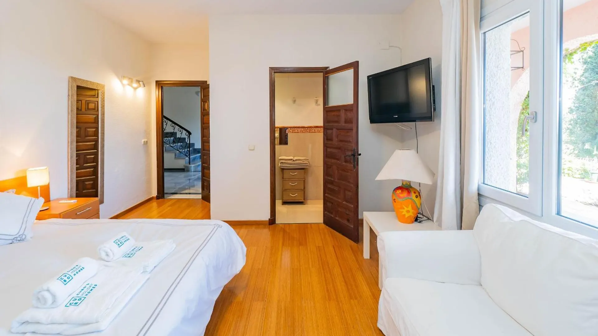 Cubo'S Villa Las Capuchinas & Cave House Torremolinos 0*,  Spain