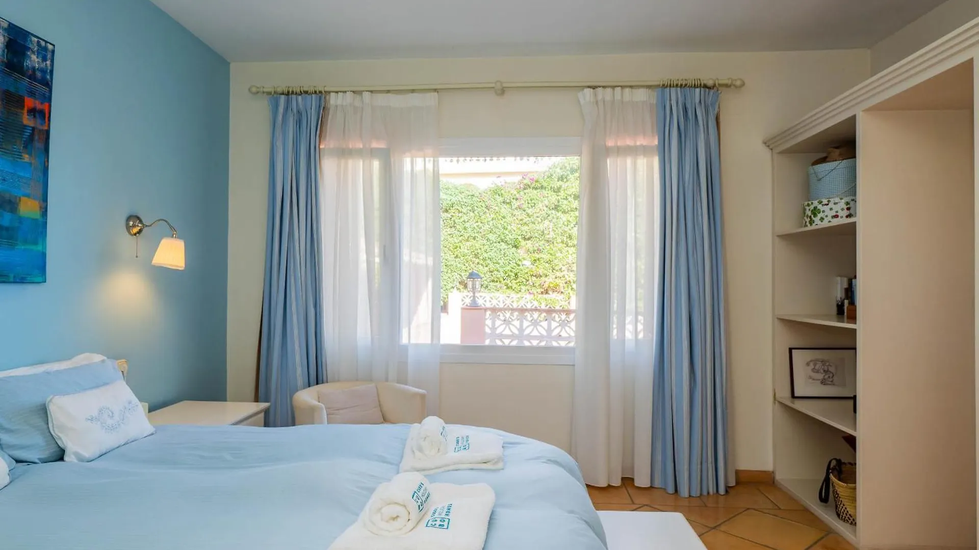 Cubo'S Villa Las Capuchinas & Cave House Torremolinos