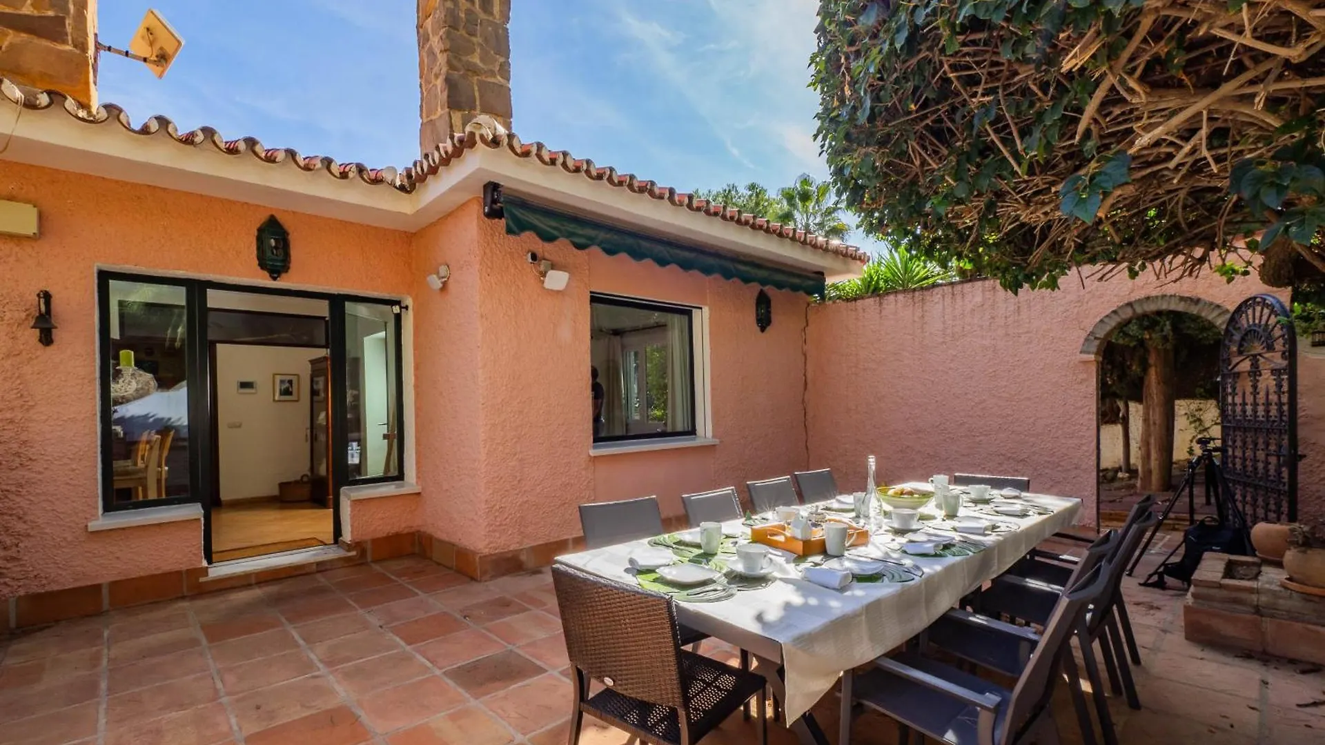 Cubo'S Villa Las Capuchinas & Cave House Torremolinos