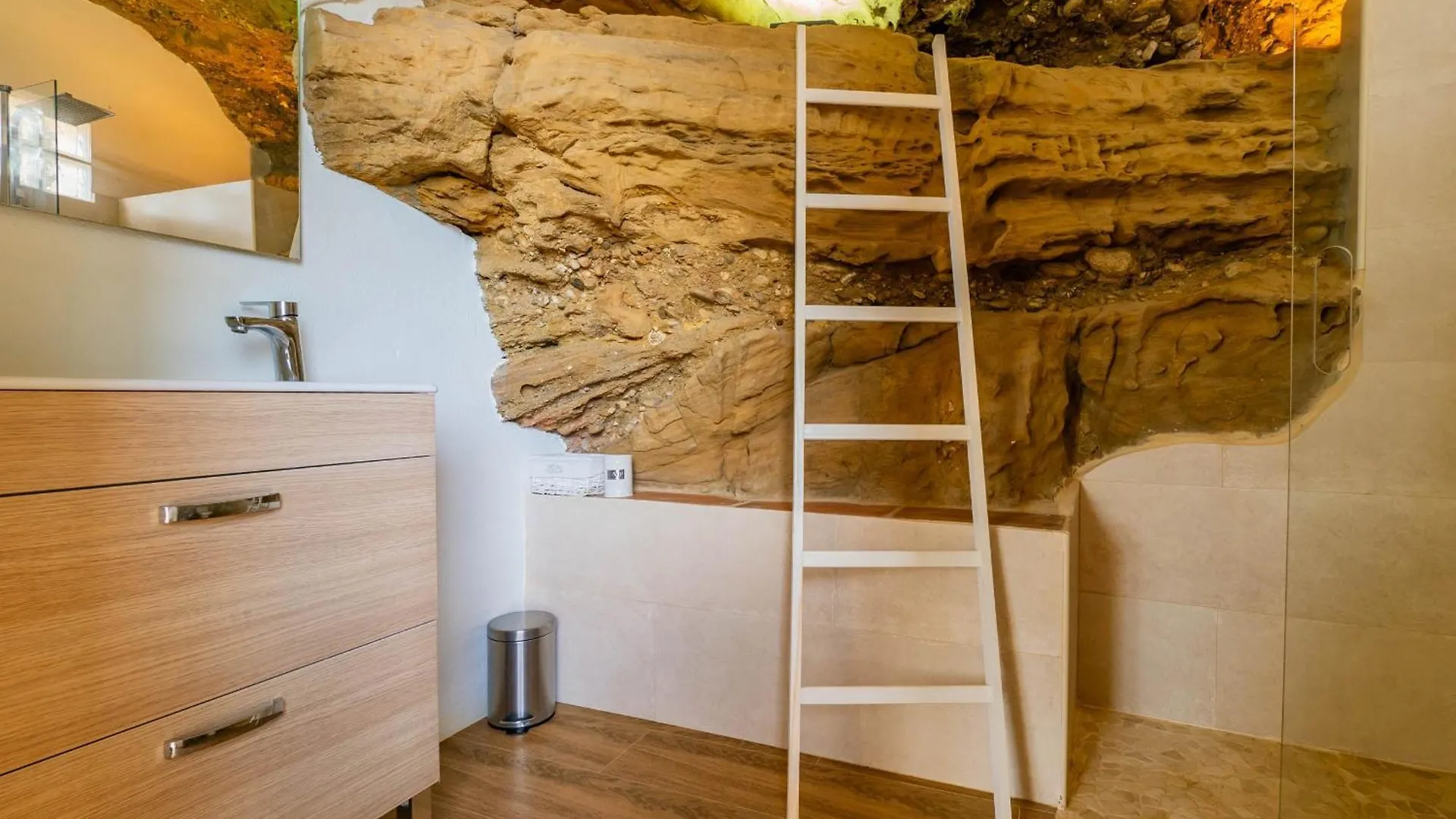 Cubo'S Villa Las Capuchinas & Cave House Torremolinos