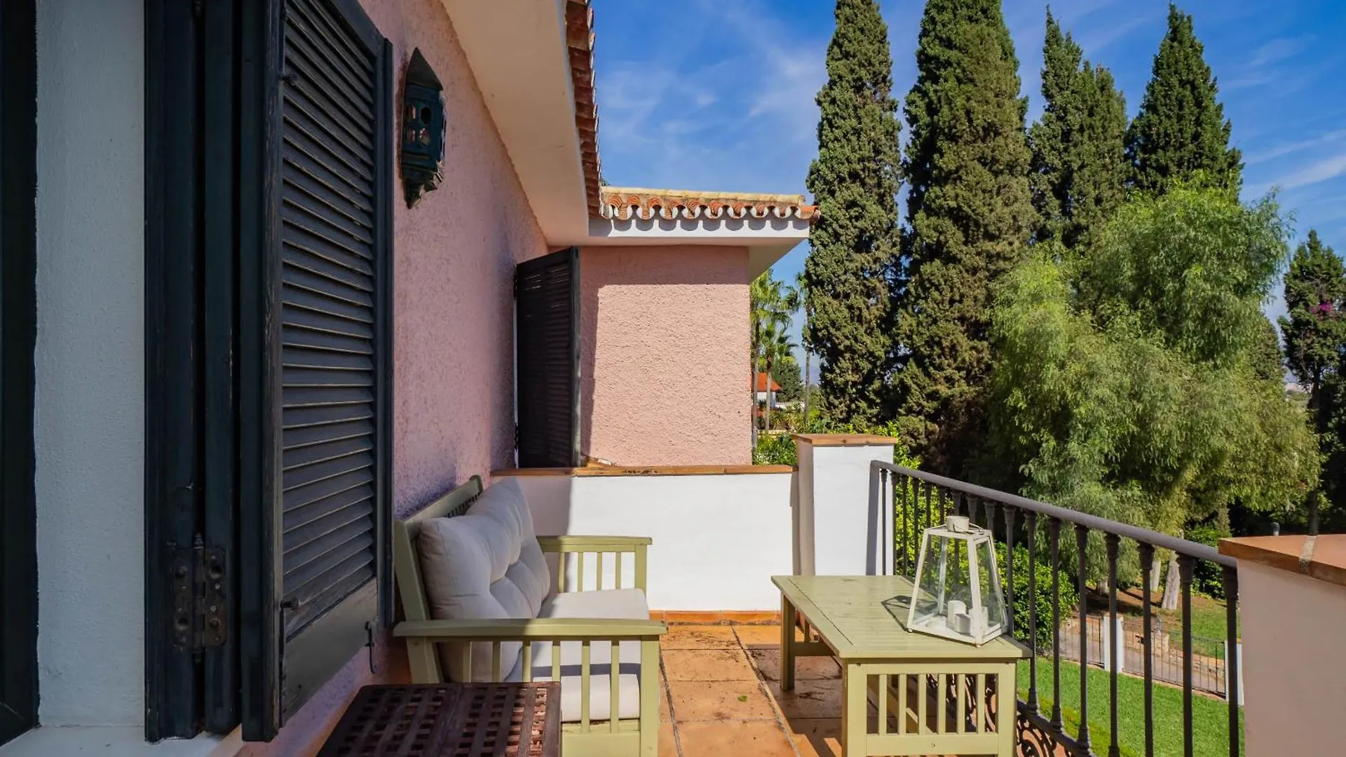 Cubo'S Villa Las Capuchinas & Cave House Torremolinos